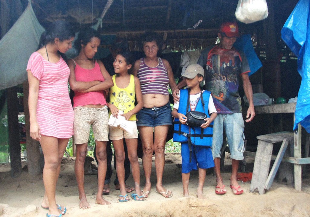 Seis anos após construção da barragem de Belo Monte, mulheres da Volta Grande do Xingu alertam para o colapso da região.